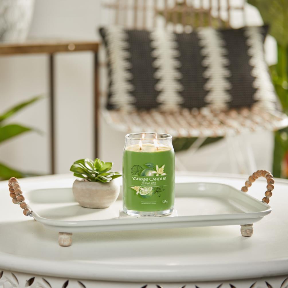 Yankee Candle Vanilla Lime Large Jar Extra Image 2